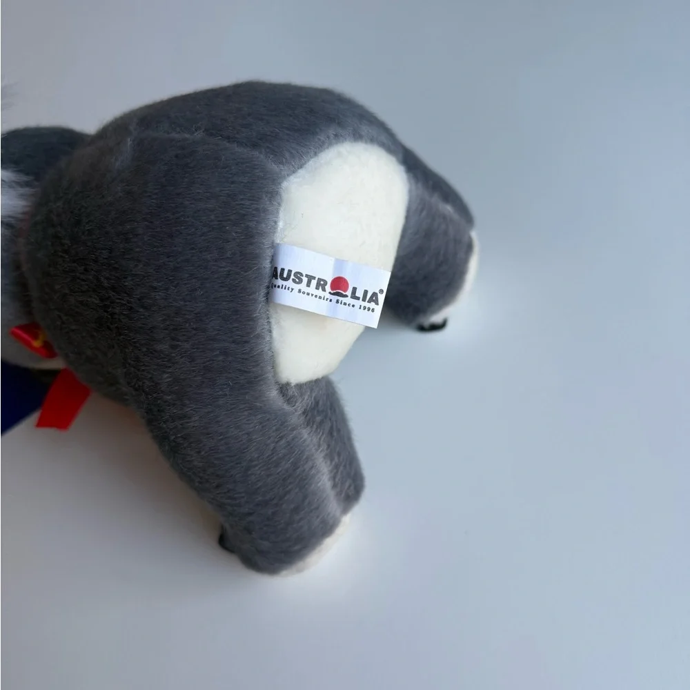 Gray Koala NWT Plush with Red Bow & Flag Top High quality Lifelike Realistic 9”